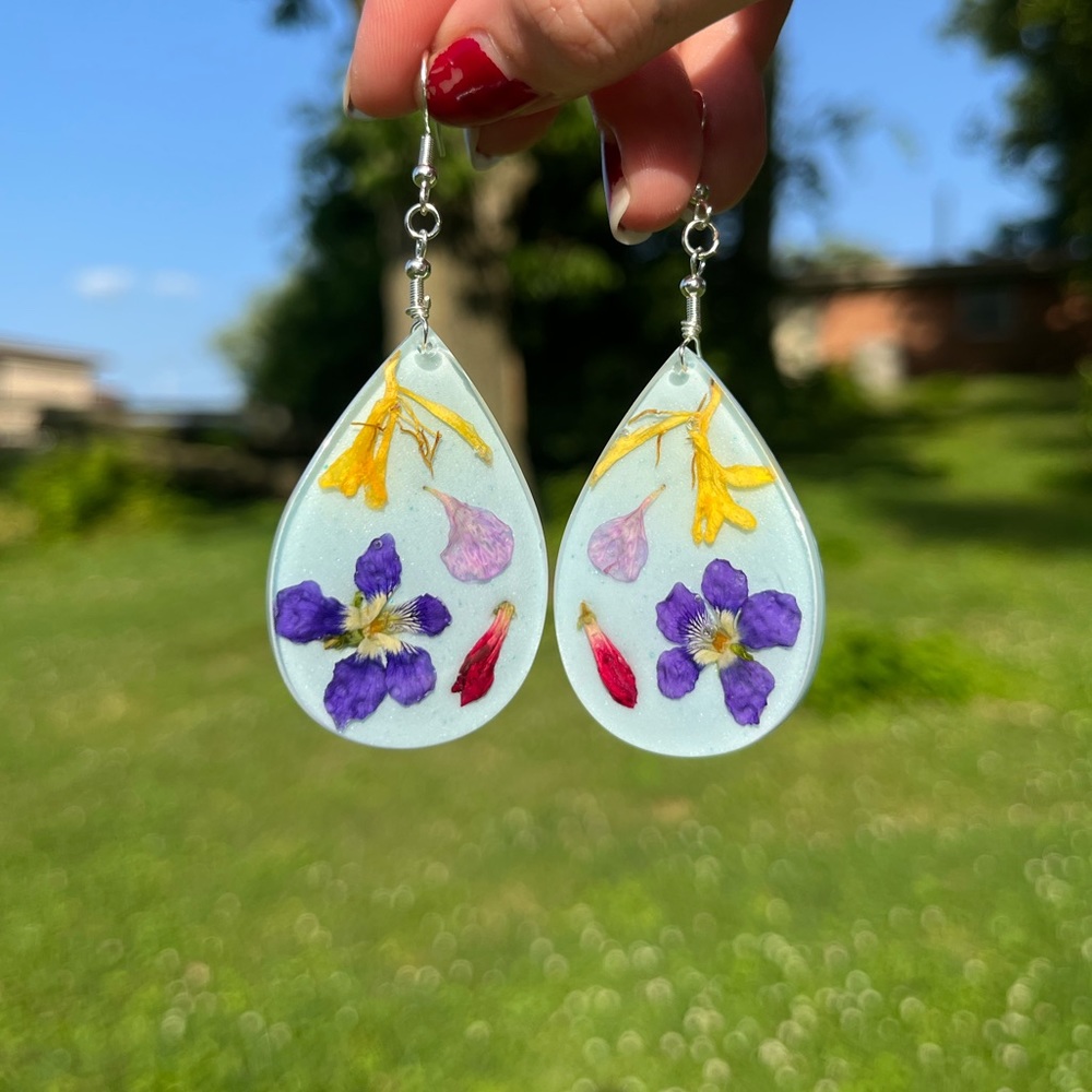 Handmade Dried Flower UV Resin Statement Dangle Earrings